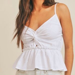 SUGARLOAF FRONT TWIST PEPLUM CAMI